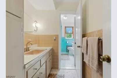 18 Hudson St, Nutley, NJ 07110 - Photo 13