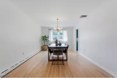 18 Hudson St, Nutley, NJ 07110 - Photo 7