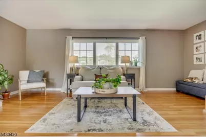 7 Beekmeer Pl, Mount Olive, NJ 07836 - Photo 7