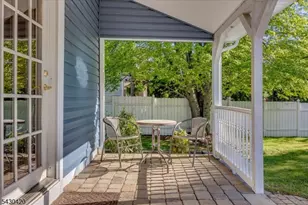 7 Beekmeer Pl, Mount Olive, NJ 07836 - Photo 31