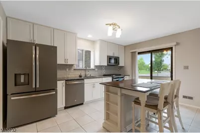 57 Woodhill St, Franklin Township, NJ 08873 - Photo 5