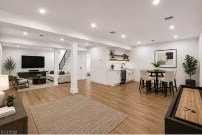 21 Maplewood Dr, Livingston, NJ 07039 - Photo 27