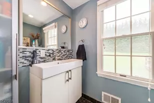 10 Cedar Wax Wing Rd, Allamuchy Township, NJ 07840 - Photo 21
