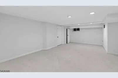 85 Whitney Rd, Millburn, NJ 07078 - Photo 27