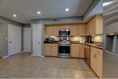 12 Ogden Ter, Butler, NJ 07405 - Photo 11