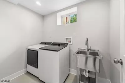23 Prospect St, Clifton, NJ 07011 - Photo 15