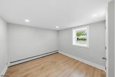 23 Prospect St, Clifton, NJ 07011 - Photo 11
