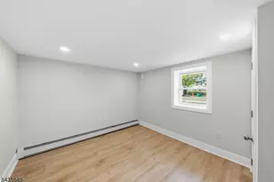 23 Prospect St, Clifton, NJ 07011 - Photo 11