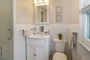 2 Midwood Dr, Florham Park, NJ 07932 - Photo 13