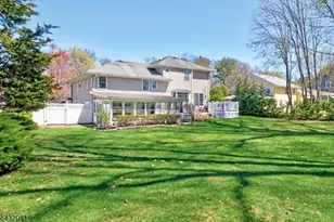 2 Midwood Dr, Florham Park, NJ 07932 - Photo 23