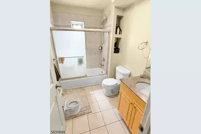 70 S Munn Ave #303, East Orange, NJ 07018 - Photo 9
