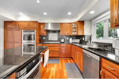 136 Autumn Ridge Rd, Bedminster Township, NJ 07921 - Photo 19