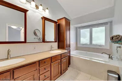 136 Autumn Ridge Rd, Bedminster Township, NJ 07921 - Photo 43