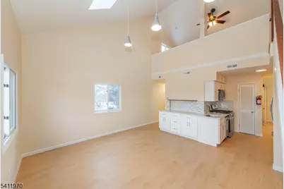 1 Alta Ct #6, Vernon, NJ 07462 - Photo 3