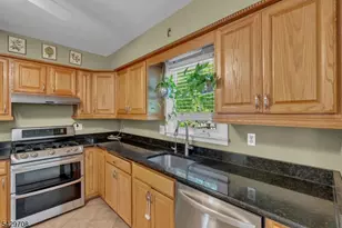 3 Wilton Ave, Middlesex, NJ 08846 - Photo 17