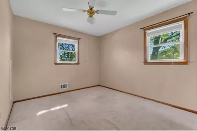 3 Wilton Ave, Middlesex, NJ 08846 - Photo 23