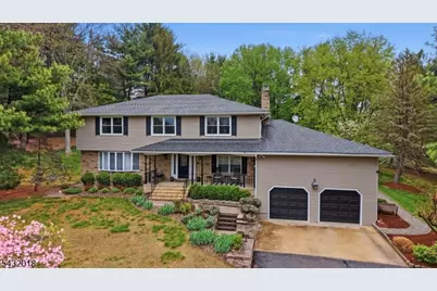 15 Sunrise Cir, Clinton Township, NJ 08809 - Photo 3