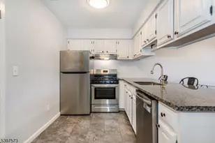 10 Augusta Dr, Vernon, NJ 07462 - Photo 3