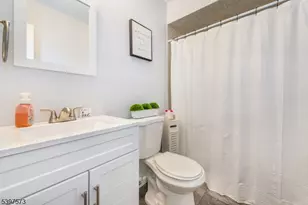 10 Augusta Dr, Vernon, NJ 07462 - Photo 11