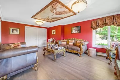 207 Eileen Dr, Cedar Grove, NJ 07009 - Photo 5