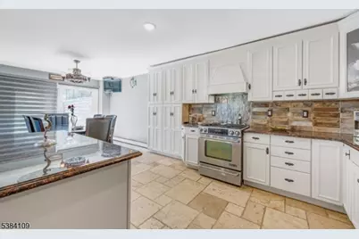 207 Eileen Dr, Cedar Grove, NJ 07009 - Photo 11
