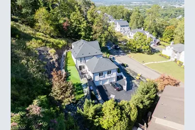 207 Eileen Dr, Cedar Grove, NJ 07009 - Photo 27