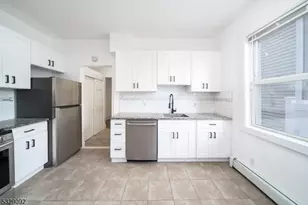 9 Kling St, West Orange Township, NJ 07052 - Photo 5