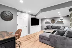 1 Vanderveer Dr, Bernards Township, NJ 07920 - Photo 31