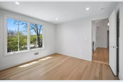 75 Midland Ave #5, Montclair, NJ 07042 - Photo 13