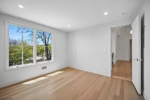 75 Midland Ave, Montclair, NJ 07042 - Photo 13