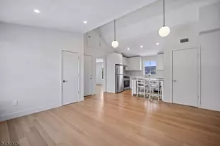 75 Midland Ave, Montclair, NJ 07042 - Photo 5