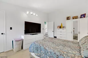 19 Meadowview Dr, Clinton Township, NJ 08801 - Photo 23