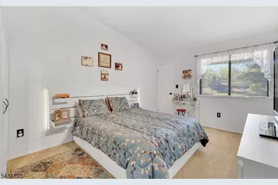 19 Meadowview Dr, Clinton Township, NJ 08801 - Photo 21