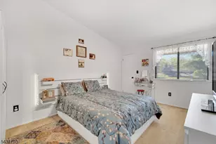 19 Meadowview Dr, Clinton Township, NJ 08801 - Photo 21