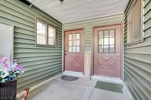 19 Meadowview Dr, Clinton Township, NJ 08801 - Photo 3