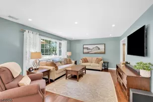 3 Aspen Dr, Chester, NJ 07930 - Photo 9