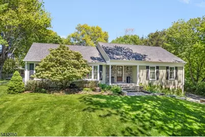 3 Aspen Dr, Chester, NJ 07930 - Photo 1