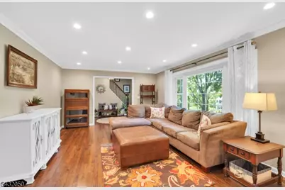 3 Aspen Dr, Chester, NJ 07930 - Photo 15