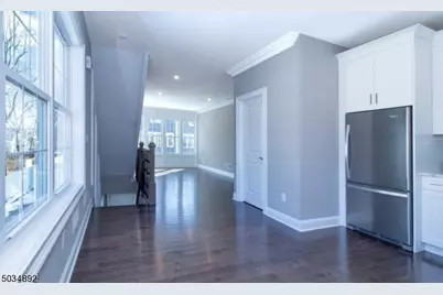 112 Cacciola Pl, Westfield, NJ 07090 - Photo 3