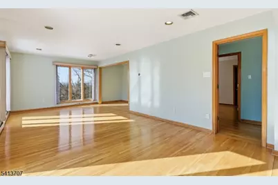 32 Sylvan Dr, Montville Township, NJ 07058 - Photo 7