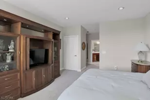 284 Victoria Dr, Bridgewater, NJ 08807 - Photo 15
