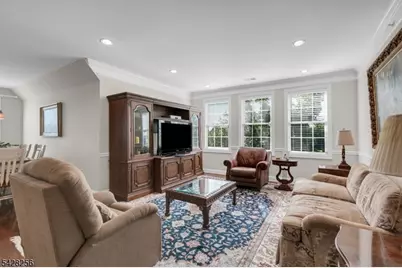 284 Victoria Drive #284, Bridgewater, NJ 08807 - Photo 9