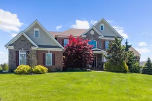 4 Jacob Ct, Raritan Township, NJ 08822 - Photo 1