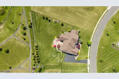 4 Jacob Ct, Raritan Township, NJ 08822 - Photo 17