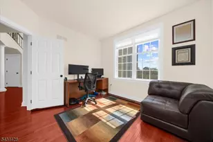 4 Jacob Ct, Raritan Township, NJ 08822 - Photo 15