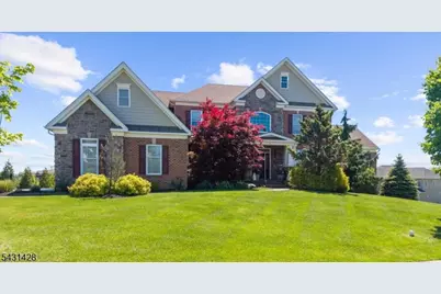4 Jacob Ct, Raritan Township, NJ 08822 - Photo 7