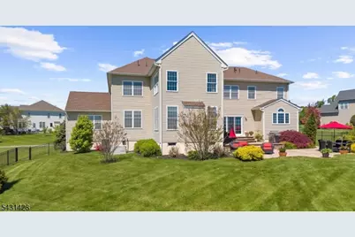 4 Jacob Ct, Raritan Township, NJ 08822 - Photo 7