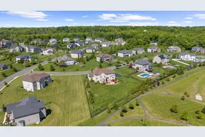 4 Jacob Ct, Raritan Township, NJ 08822 - Photo 5