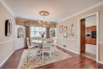 866 Crescent Dr, Rahway, NJ 07065 - Photo 13