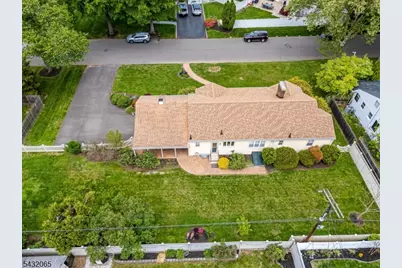 866 Crescent Dr, Rahway, NJ 07065 - Photo 43